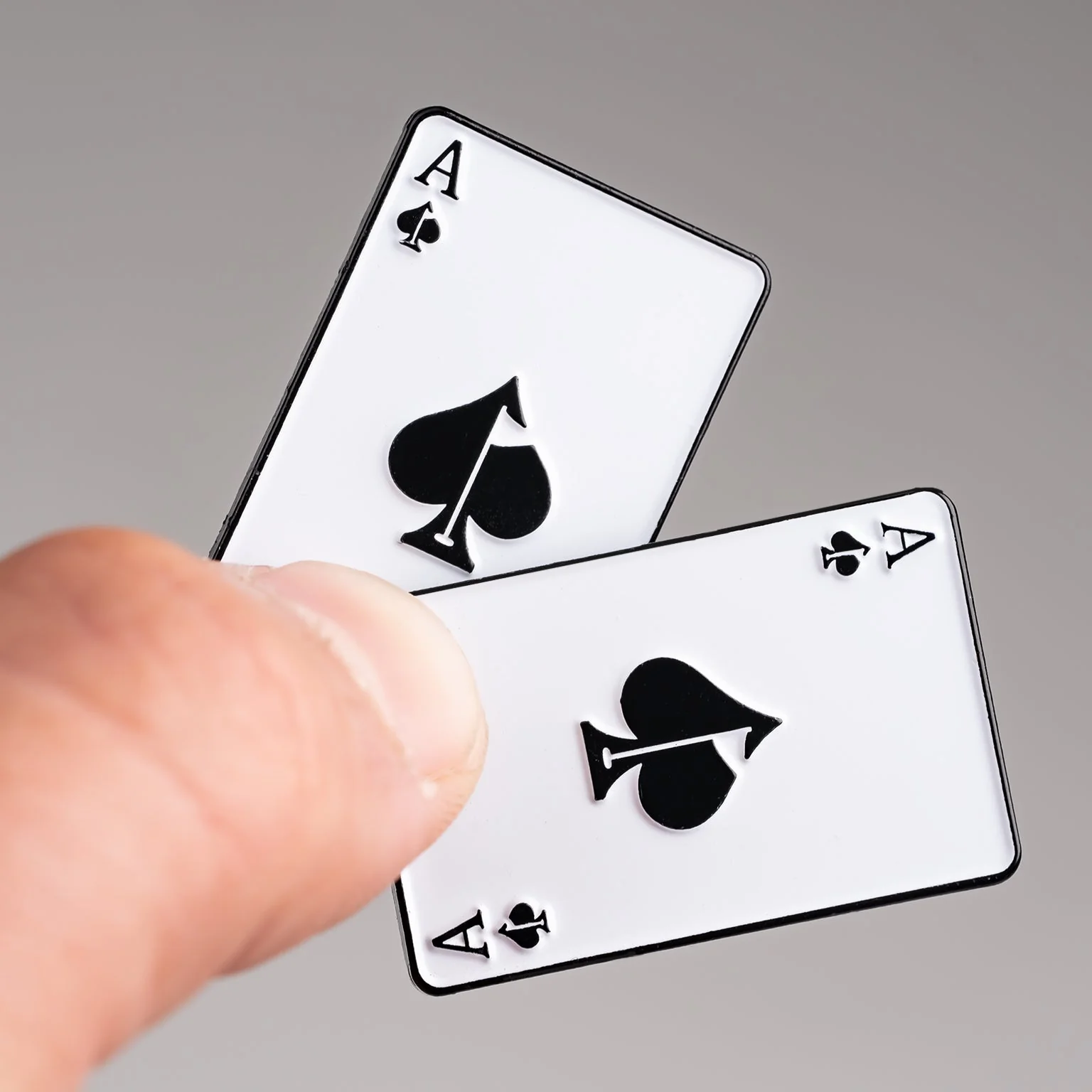 Ace of Spades Ball Marker - Image 4