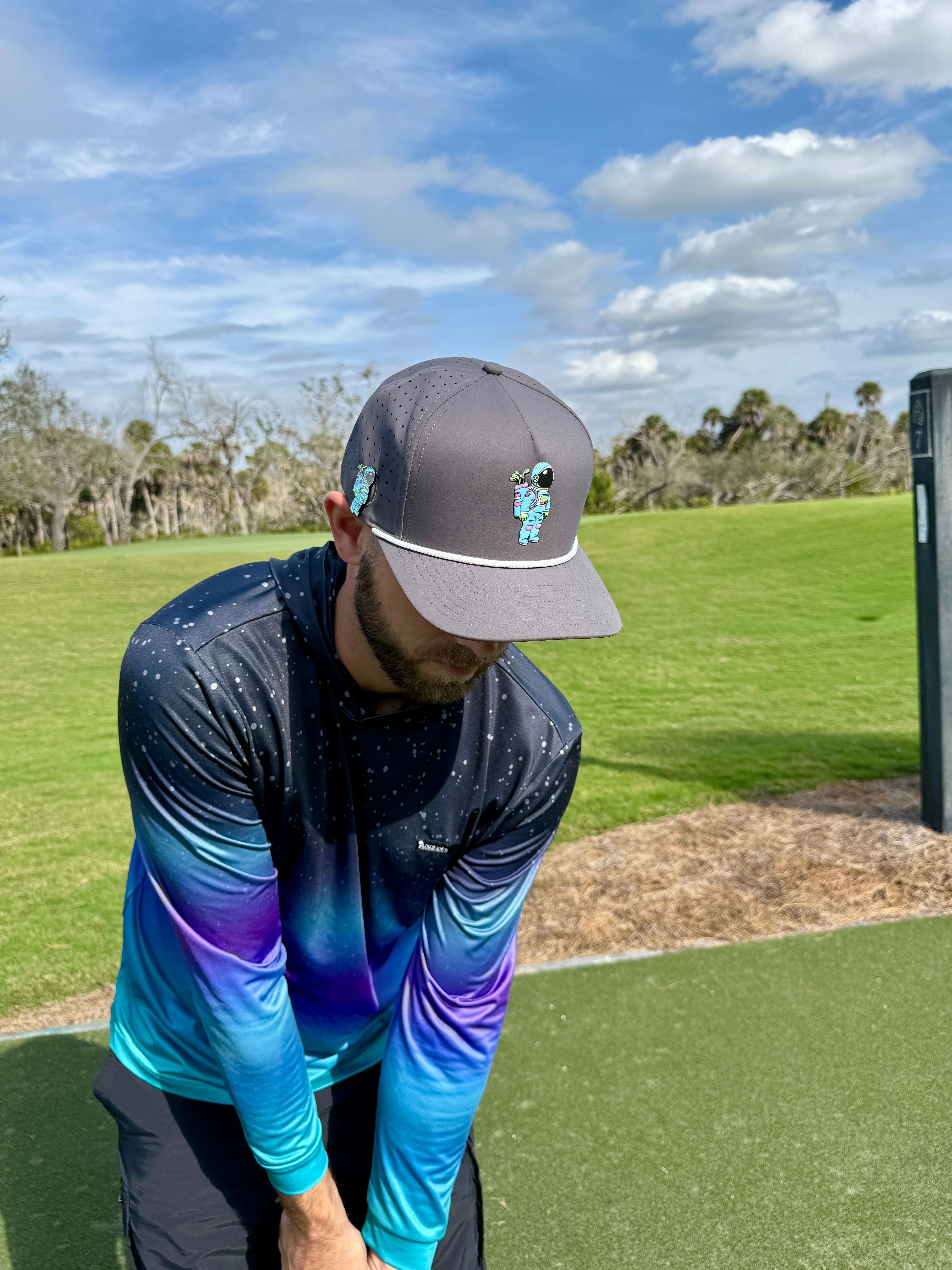 Astronaut Walker Golf Hat | Snapback Cap | Built-in Magnetic Ball Marker Holder + Marker Included | Adjustable Gray - Image 4