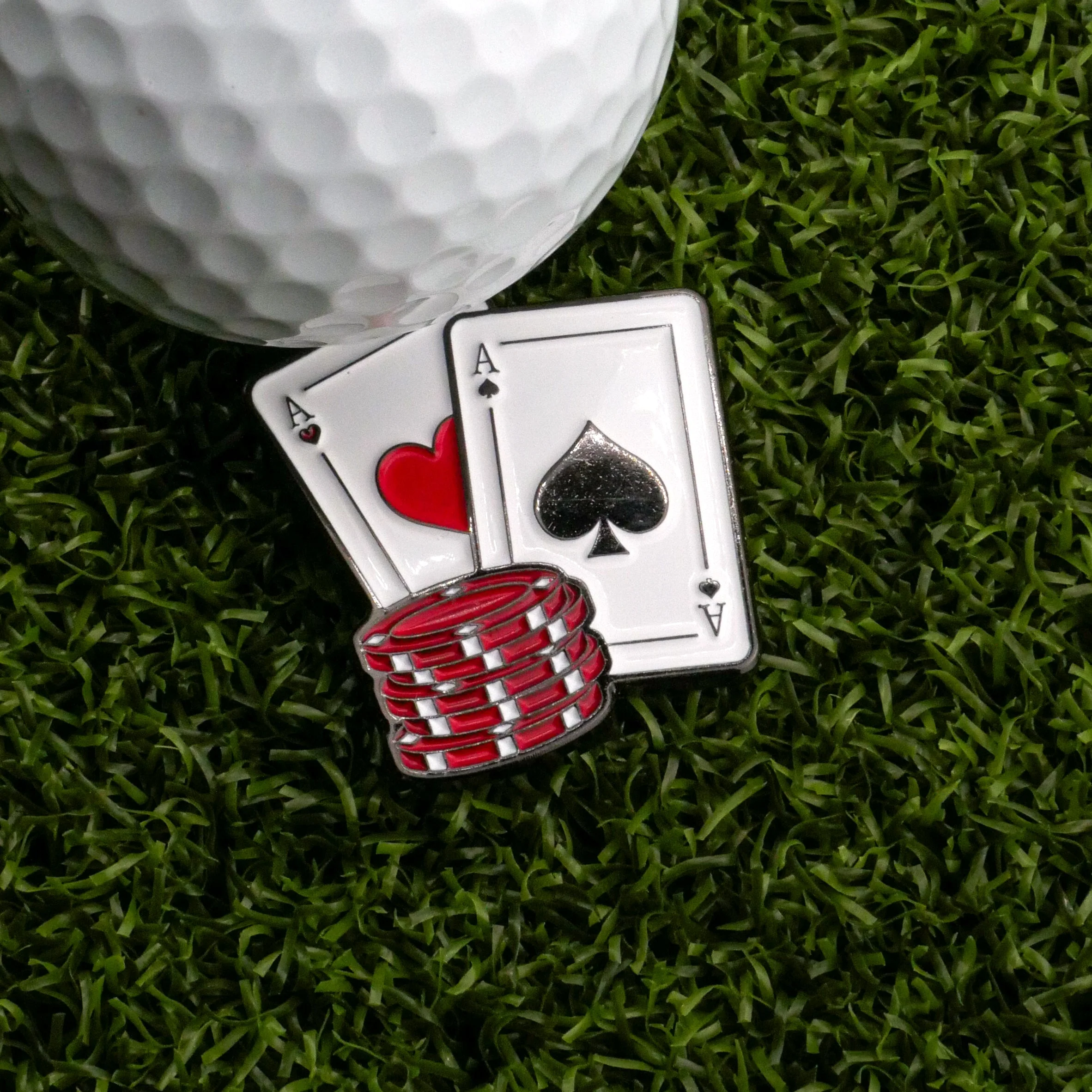 Big Pair of Aces Ball Marker - Image 2