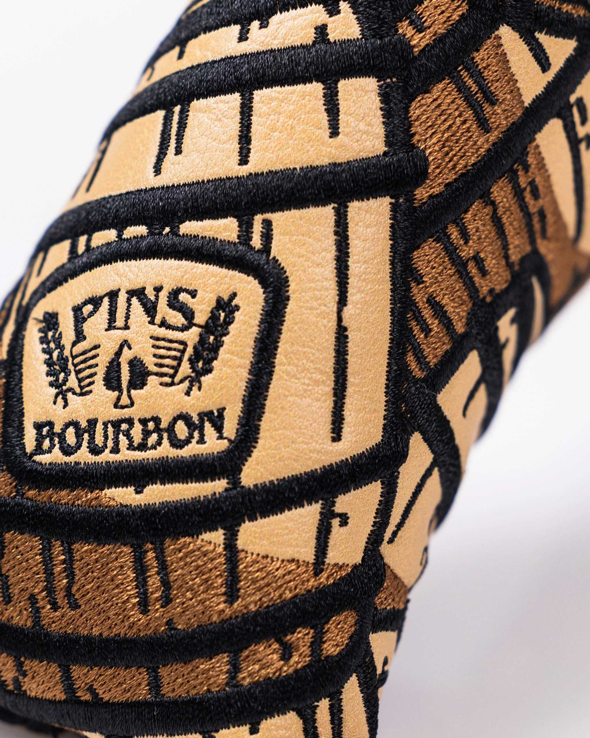 Bourbon Barrel Blade Putter Cover - Image 12
