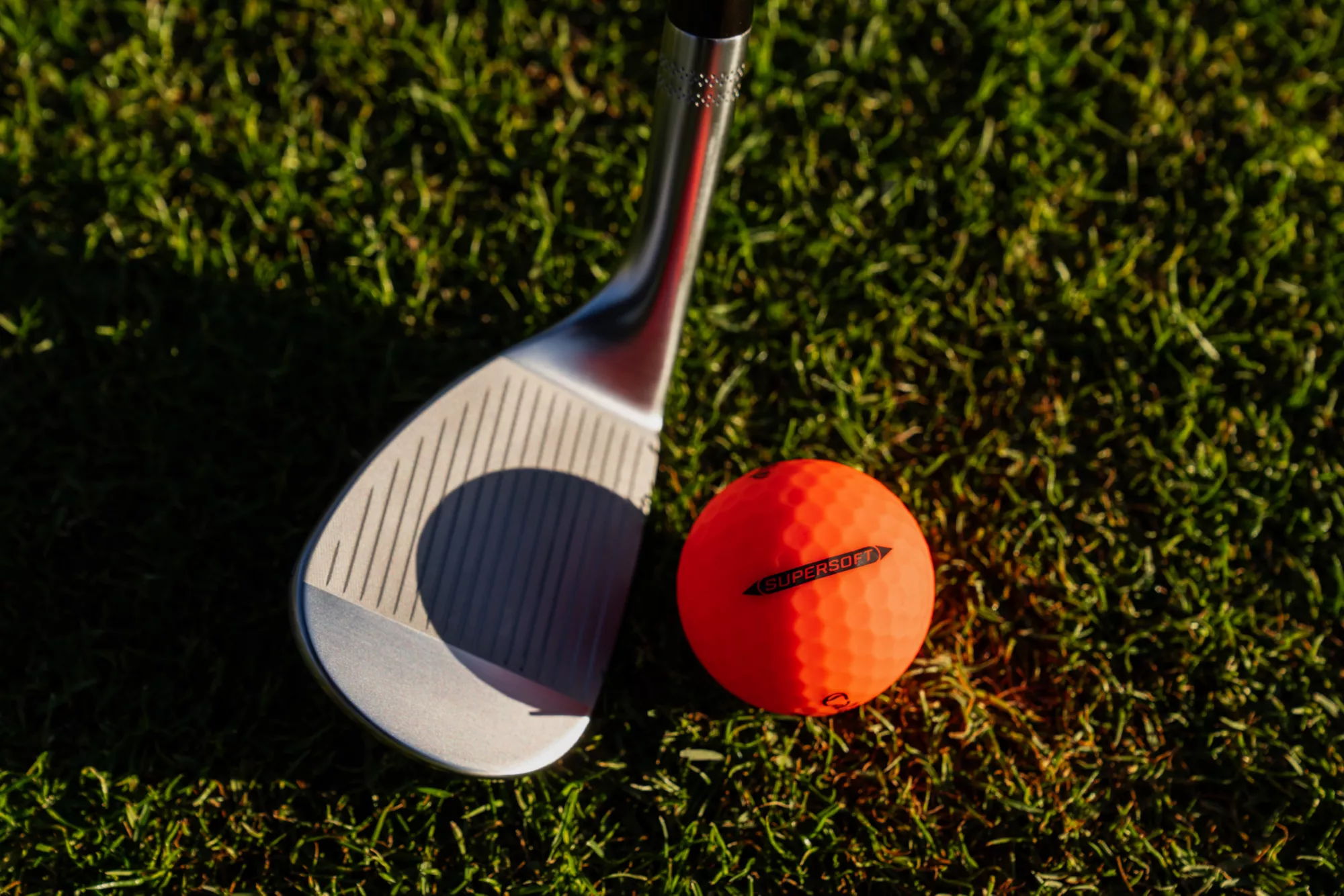 Callaway Supersoft Matte Orange 2025 Golf Balls - Image 7