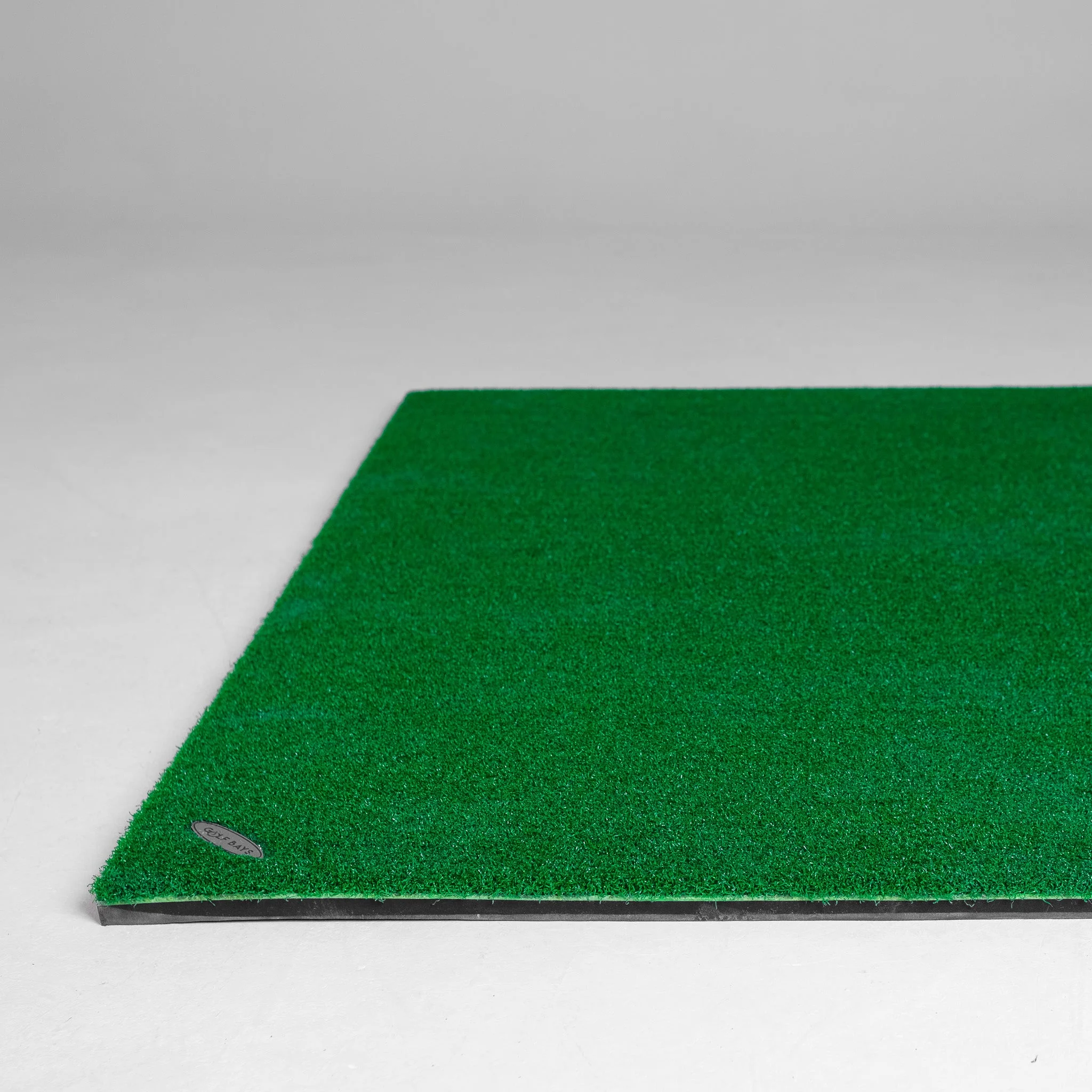 GolfBays Standard Hitting Mat 4'11 x 4'11 - Image 4