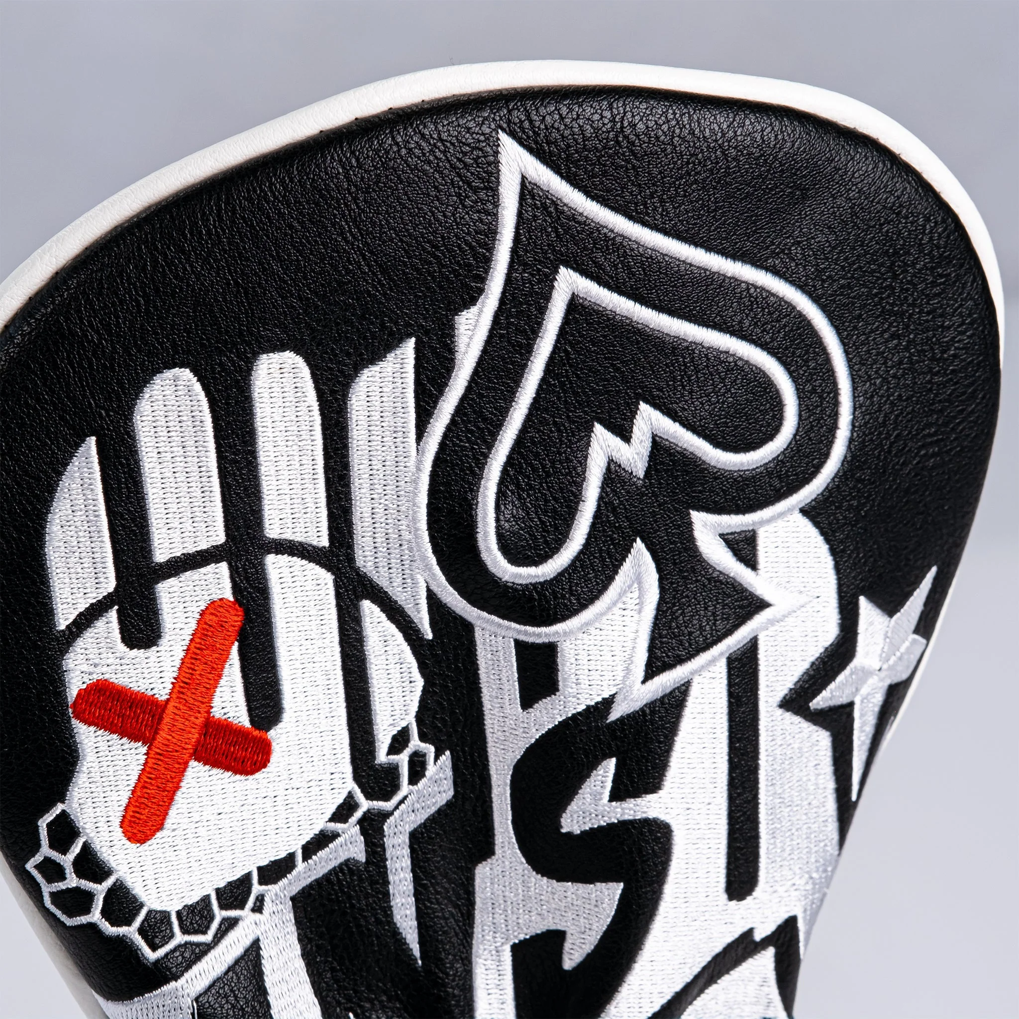 Graffiti - Hybrid Cover - Image 7