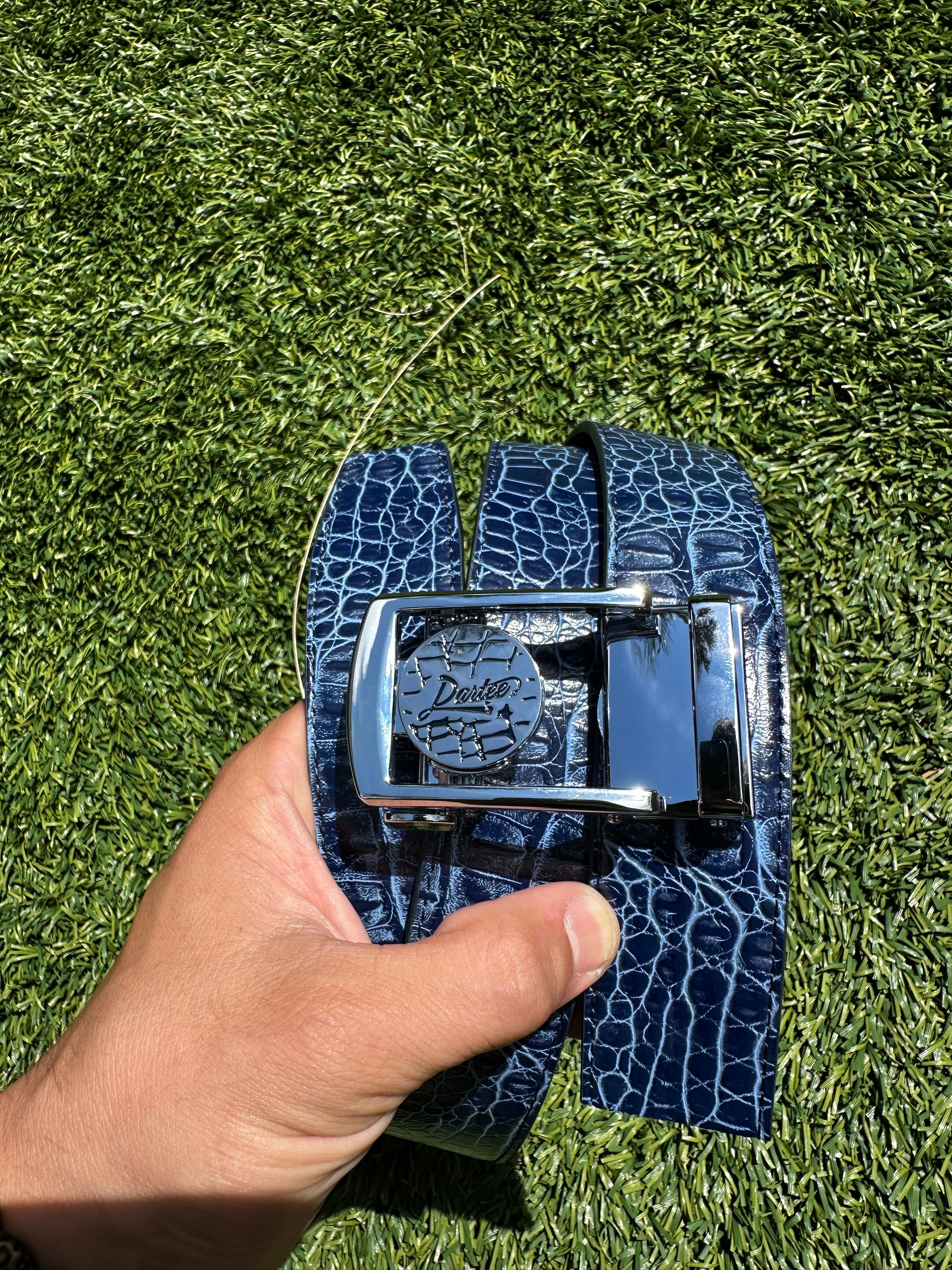 Josh Kelley Signature: Low Taper Fade - Image 11