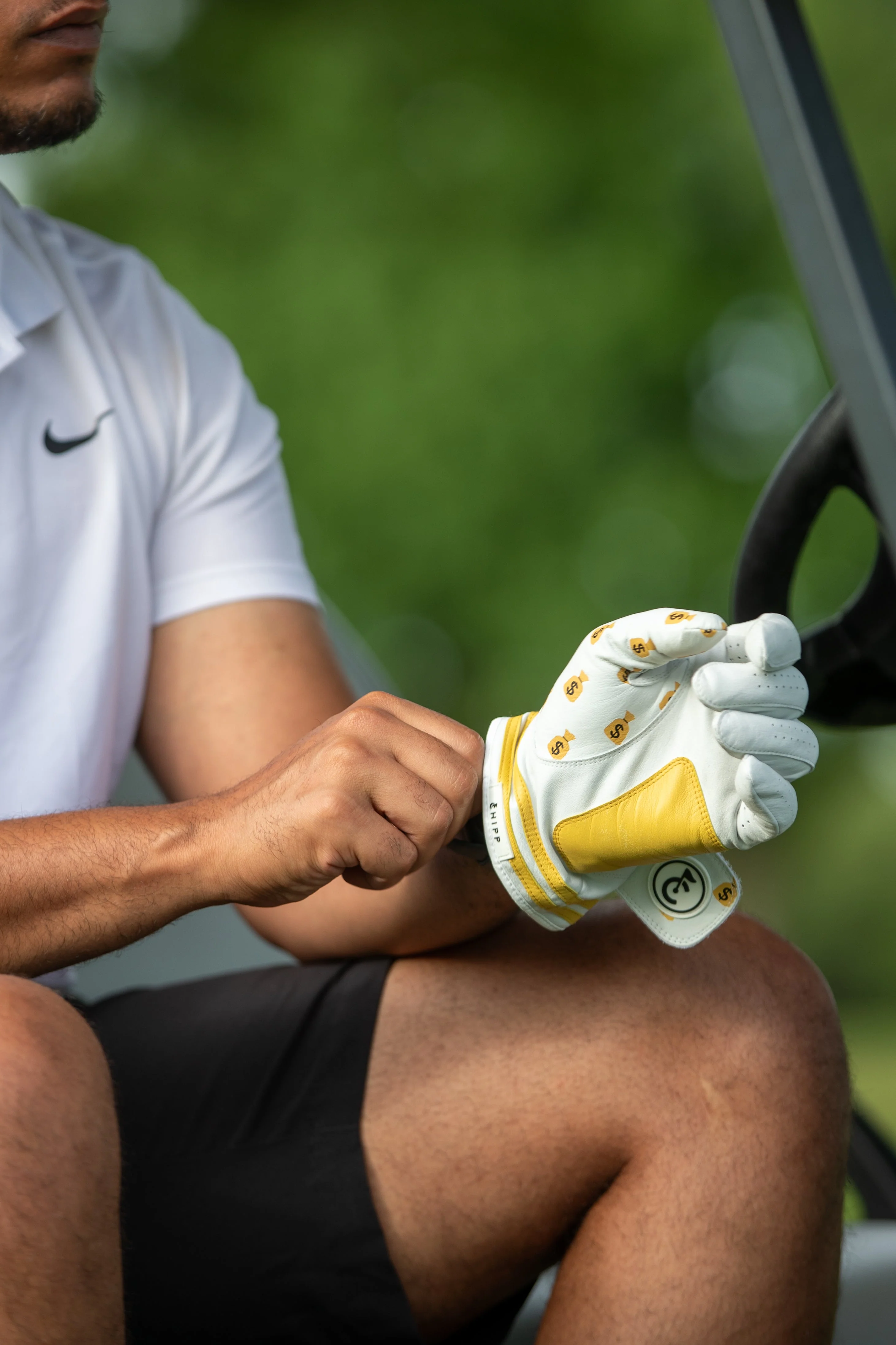 "Money Bags" Golf Glove - Image 7