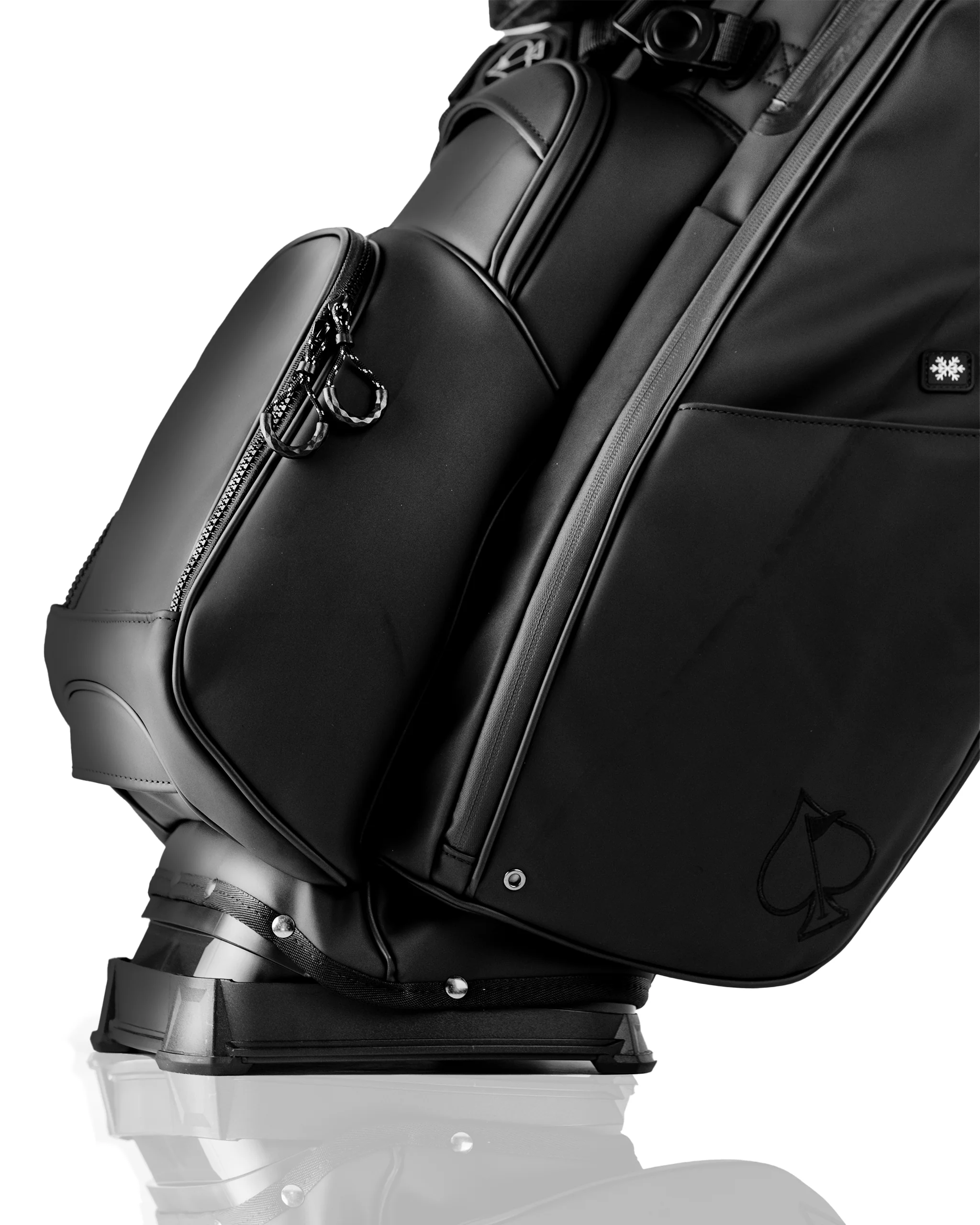 Player Preferred™ Golf Bag - Obsidian - Image 17