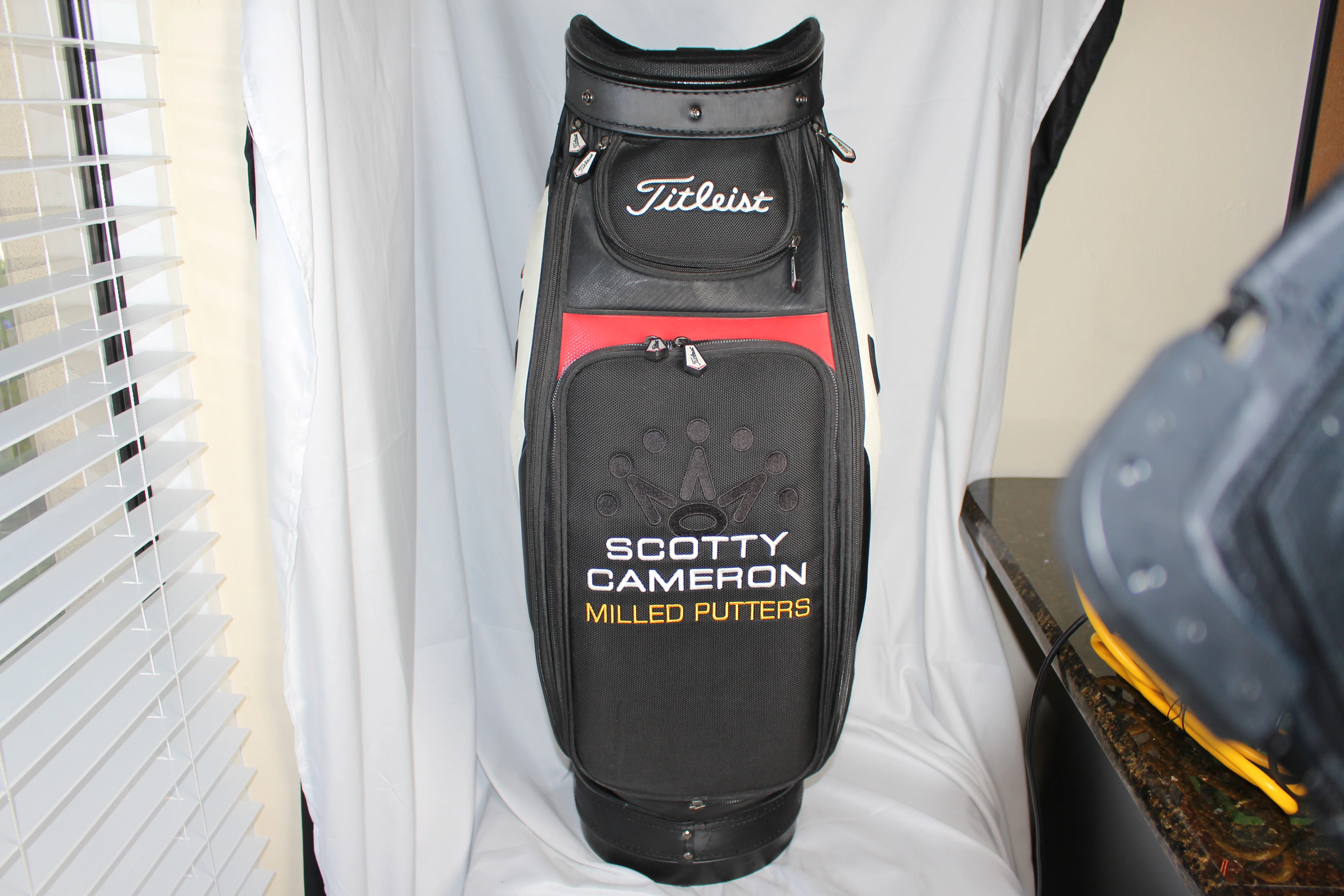 Pre-Owned Scotty Cameron Staff Bag Black 6-Way Divide - Image 5