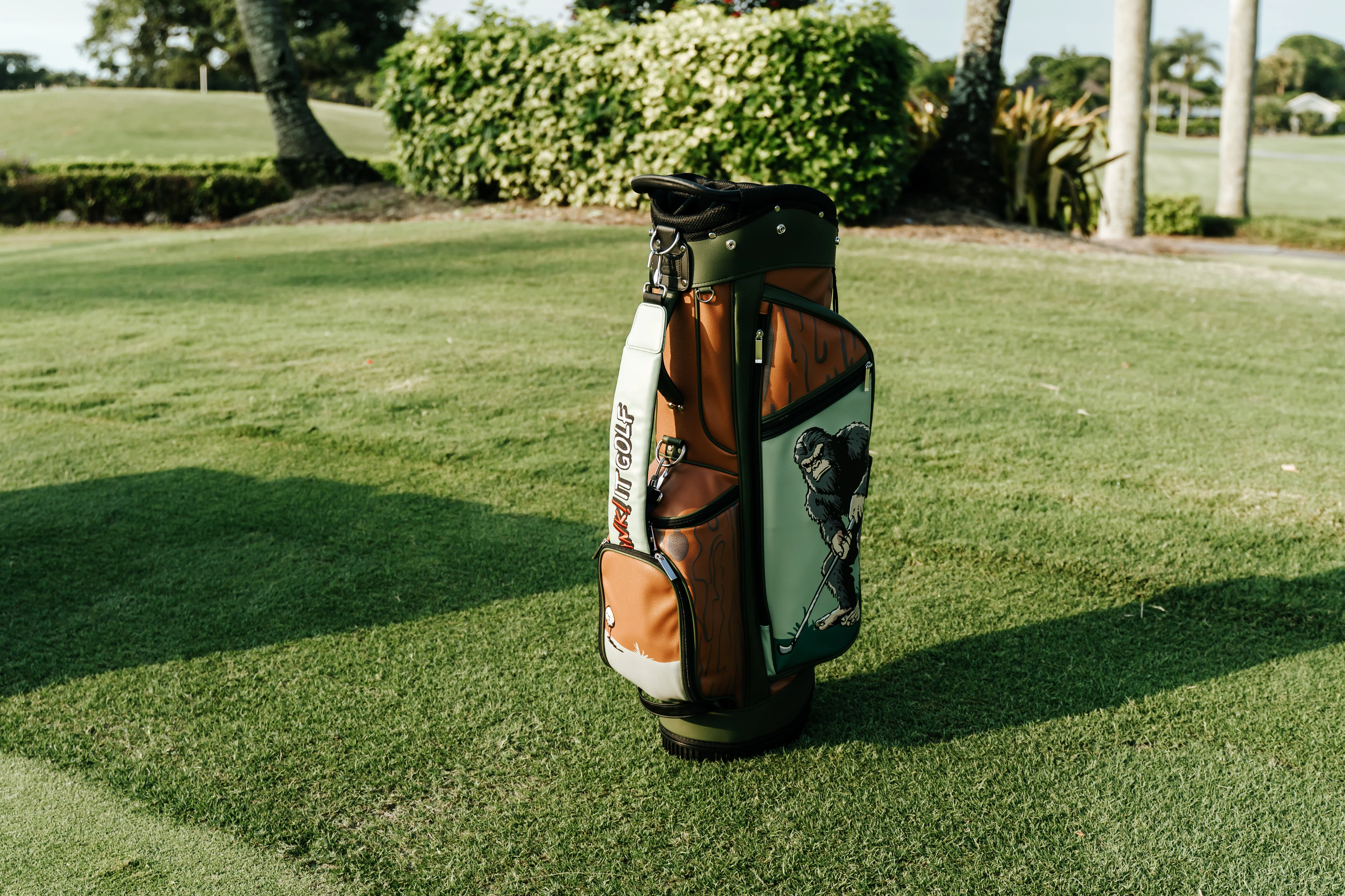 Sasquatch Golf Bag - Image 9