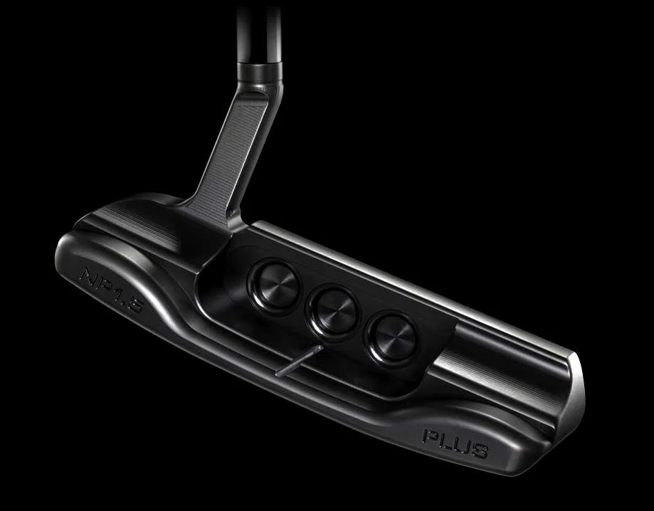 Scotty Cameron - Limited 2022 H22 Holiday Black Limited Proto Newport 1.5 Plus Blade Putter - Image 2