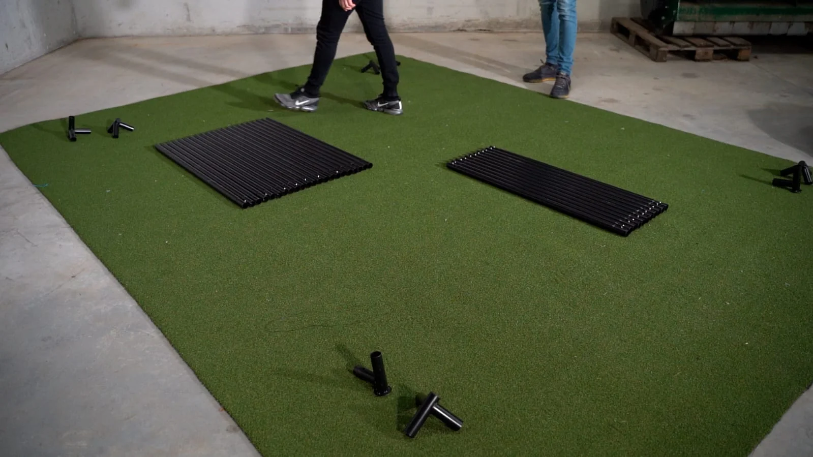 SimBox Golf Simulator Enclosure - 7 sizes, Pro + Impact Screen and Frame INCLUDES FREE SIDE BARRIERS - Image 11
