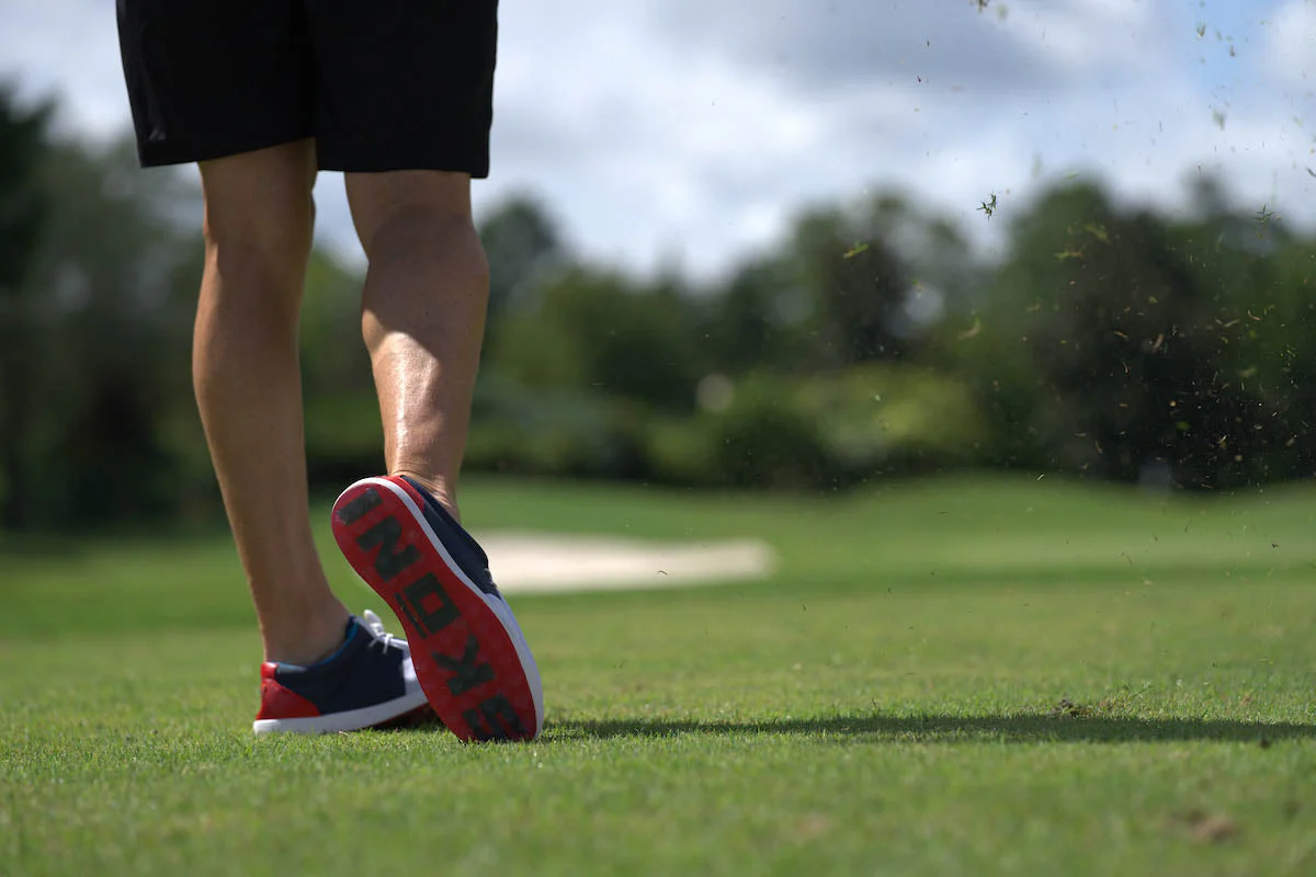 SKŌNI Men's Golf Shoe - Red/White/Blue - Image 2