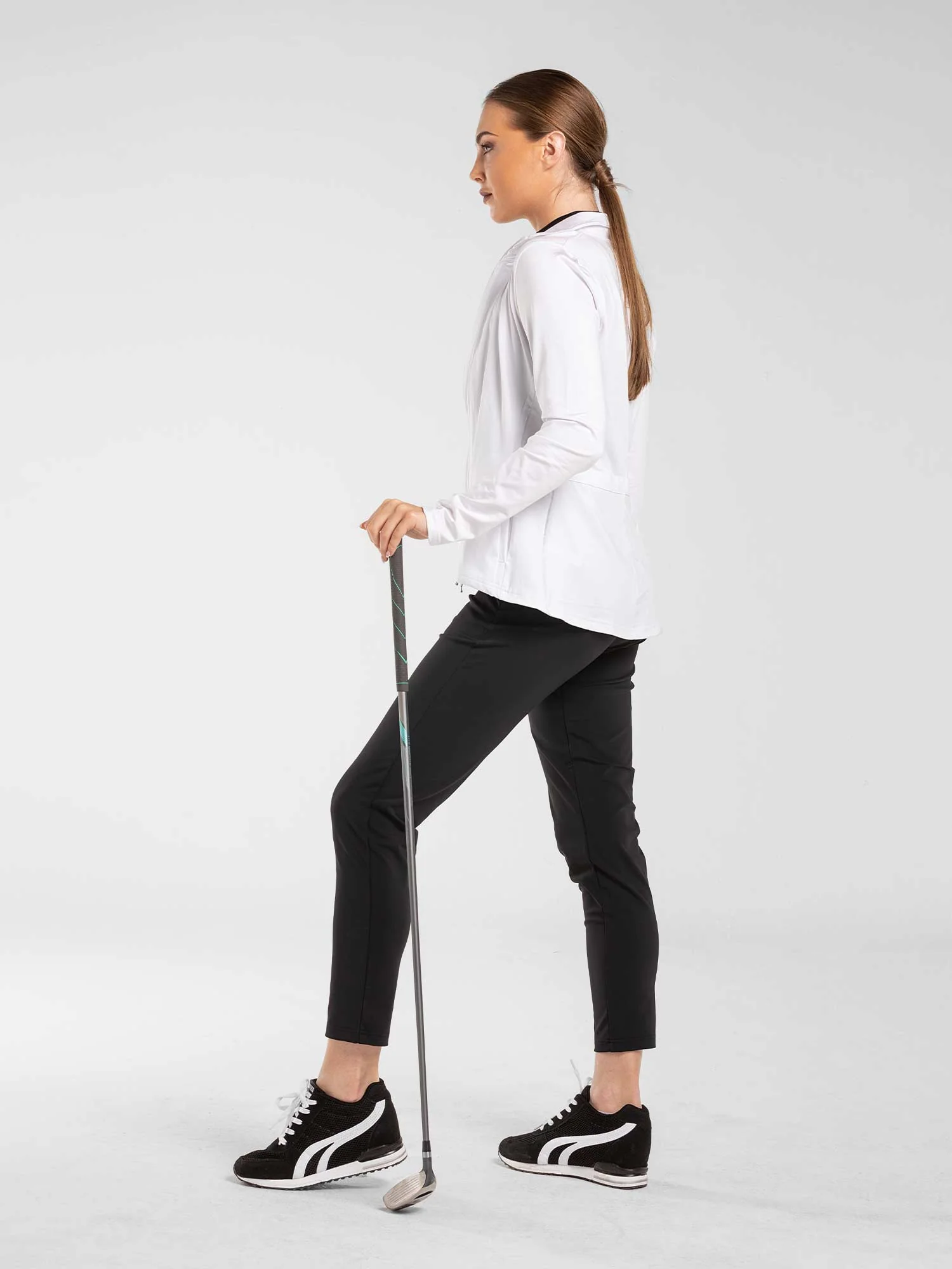 Stylish Women's Golf Pants - Fitted Design with Moisture-Wicking - Image 5