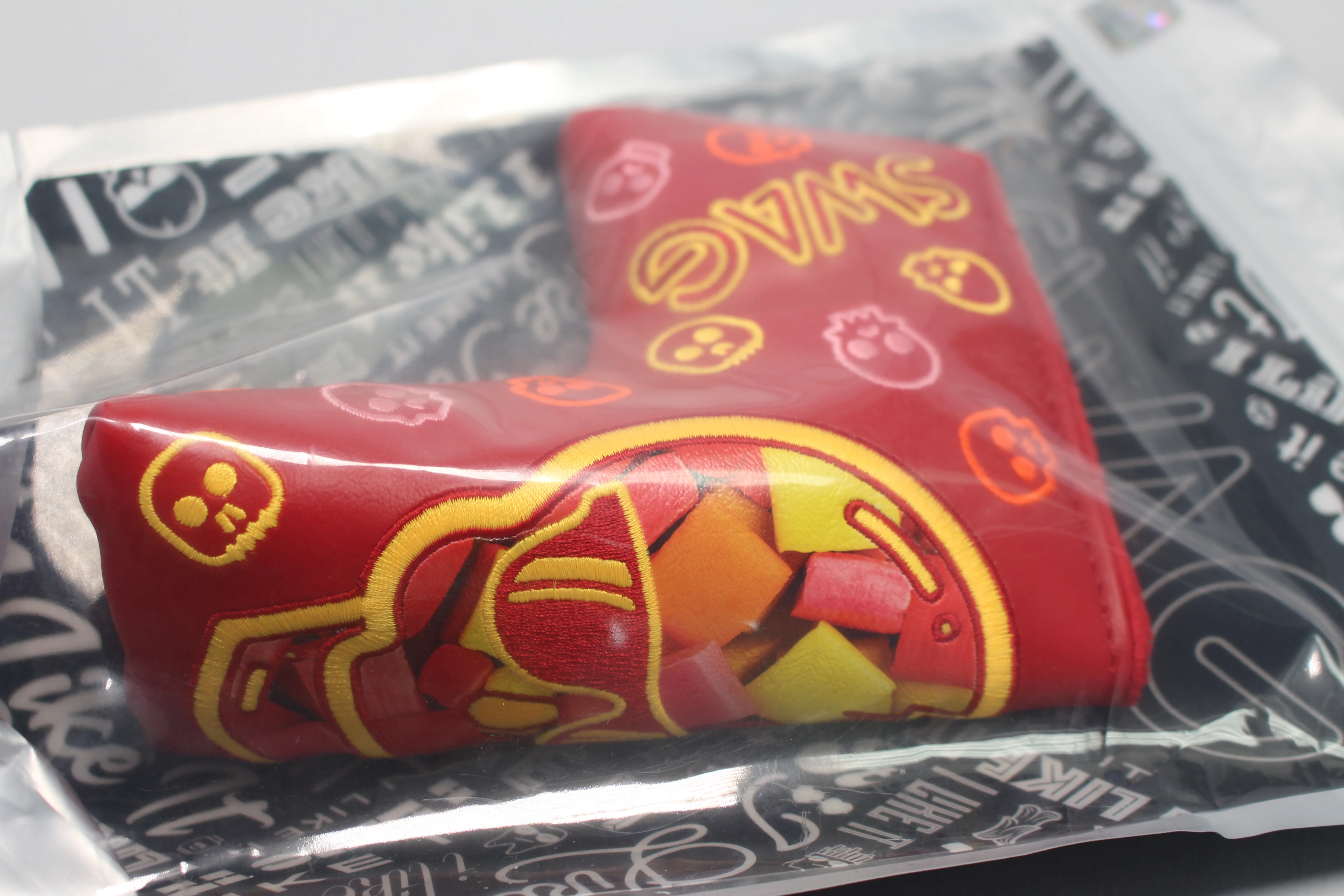 Swag Golf - Candy (Starburst) Red Skulls Blade Putter Headcover *opened, no bag* - Image 3