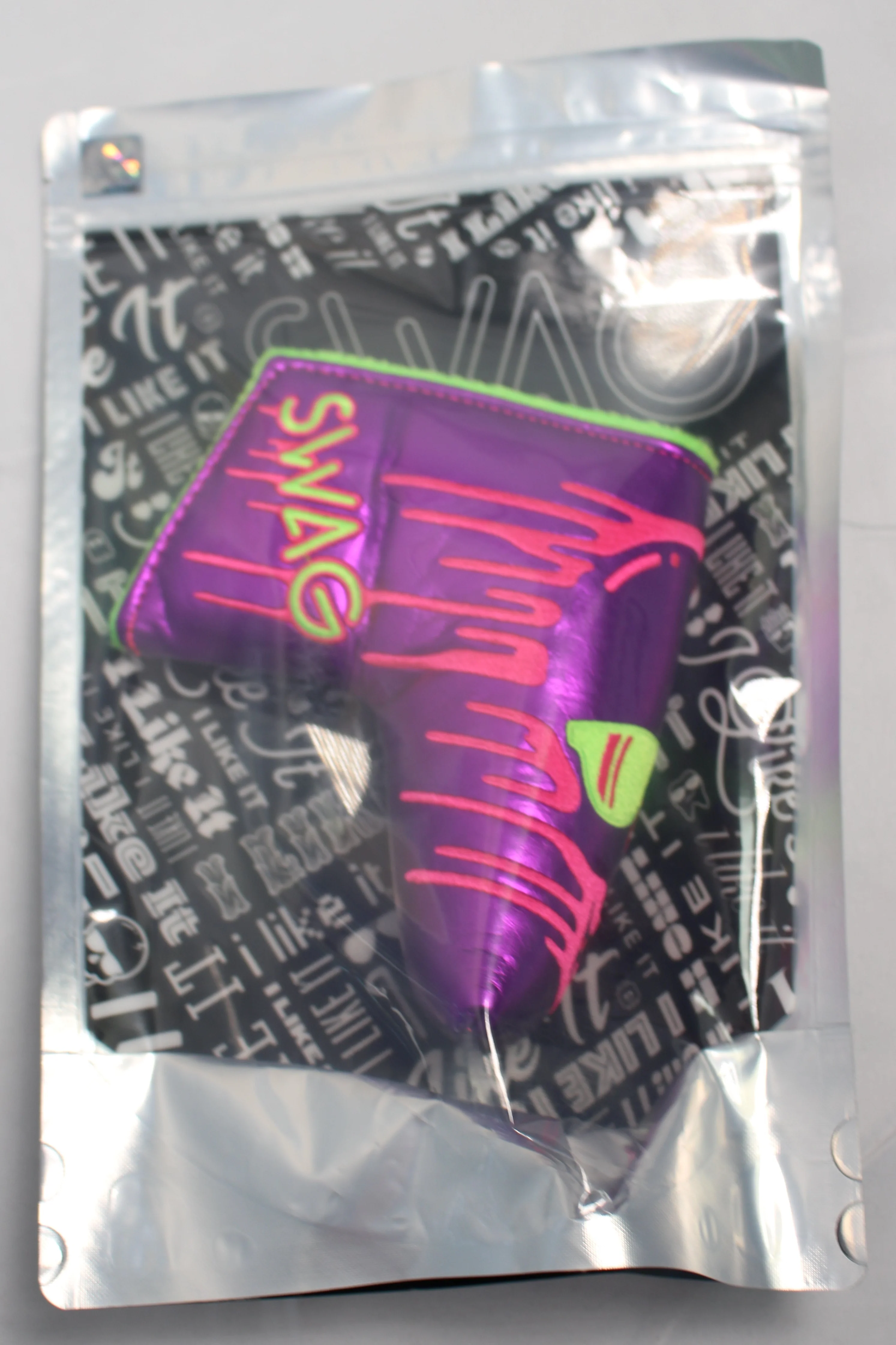 Swag Golf - Melting Skull Shiny Purple & Green Blade Putter Headcover *opened, no bag* - Image 3