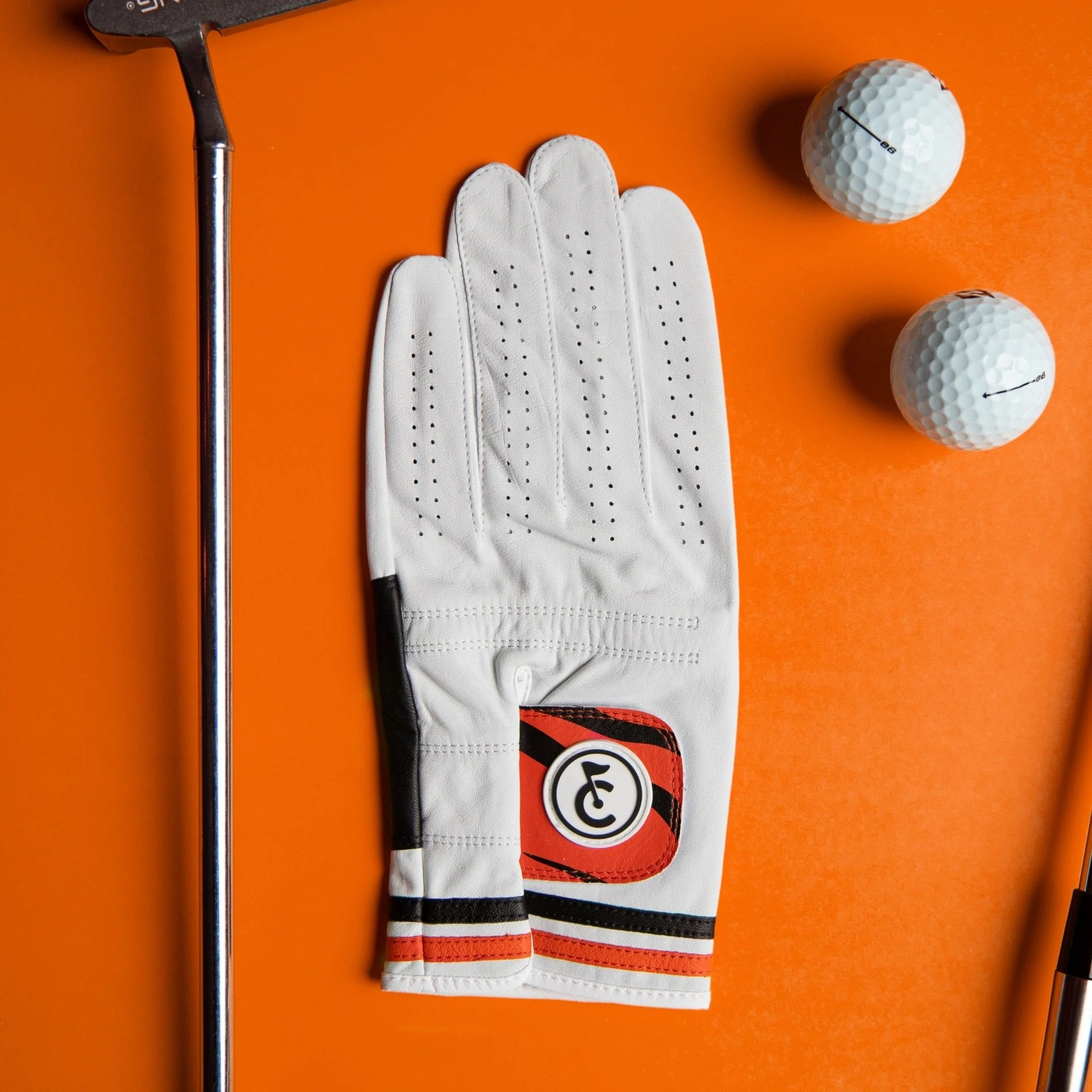 "Tiger" Golf Glove - Image 2