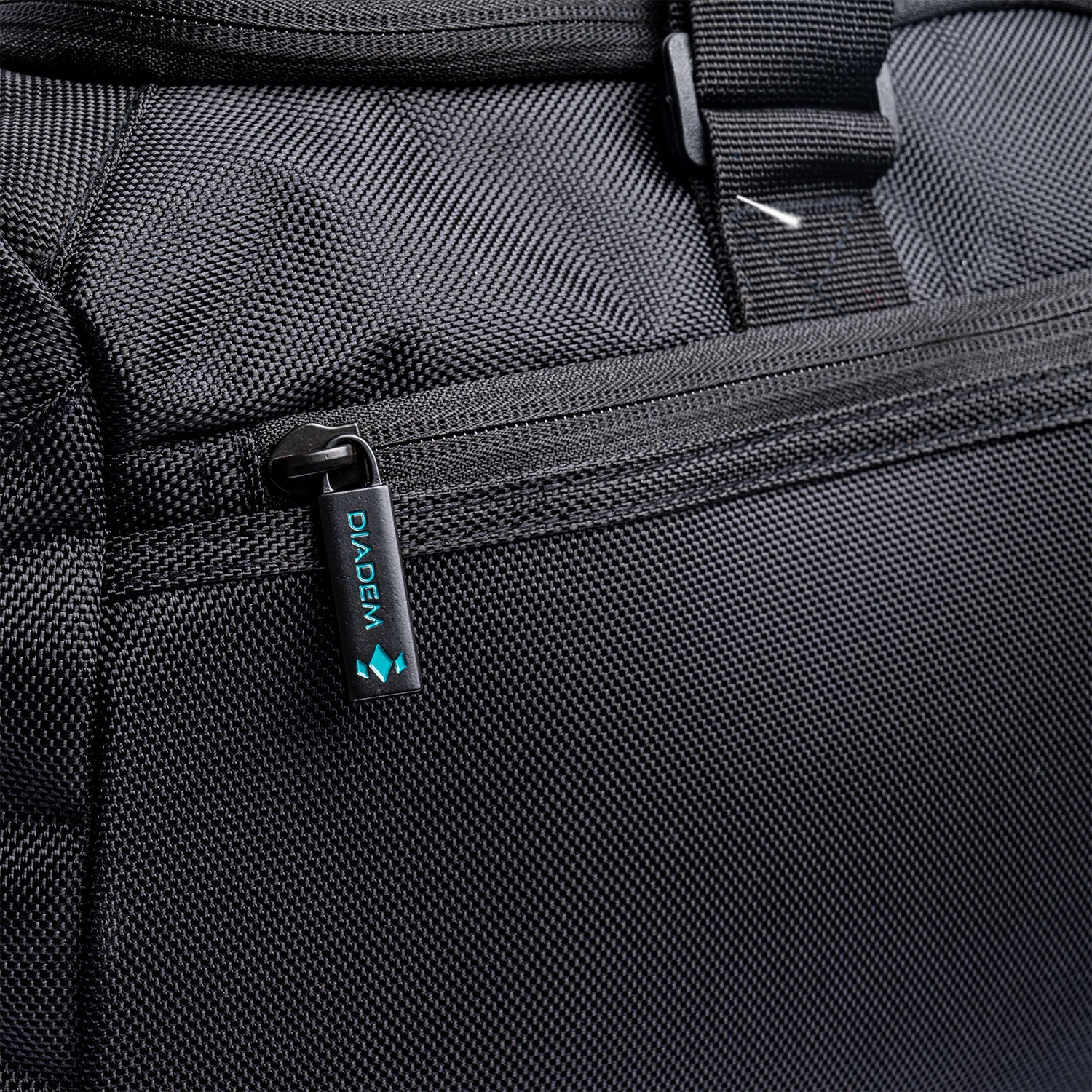Tour v3 Duffel Bag - Image 7