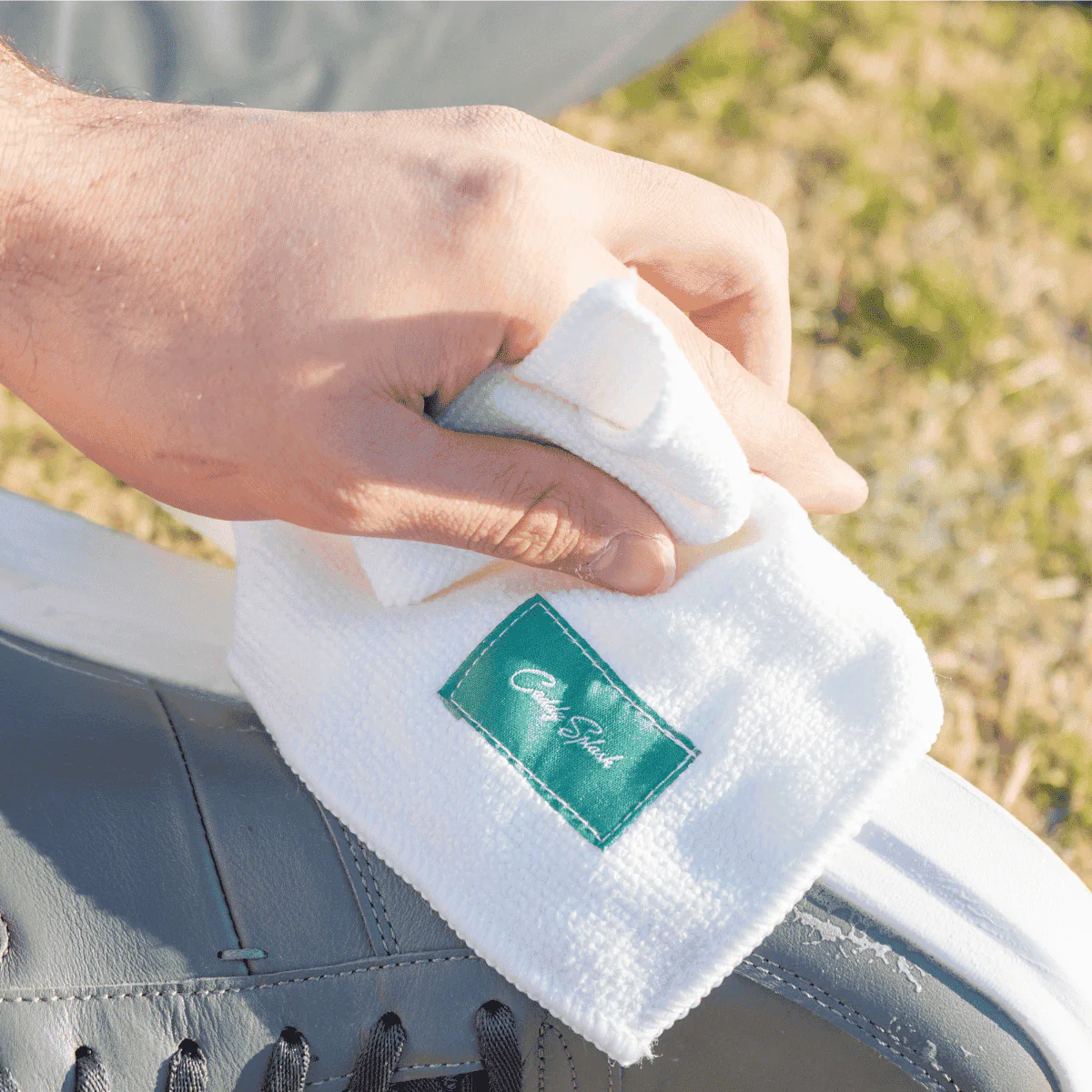 Ultimate Golf Shoe Cleaner Kit – On-the-Go Foaming Cleanser & Wipes - Image 7