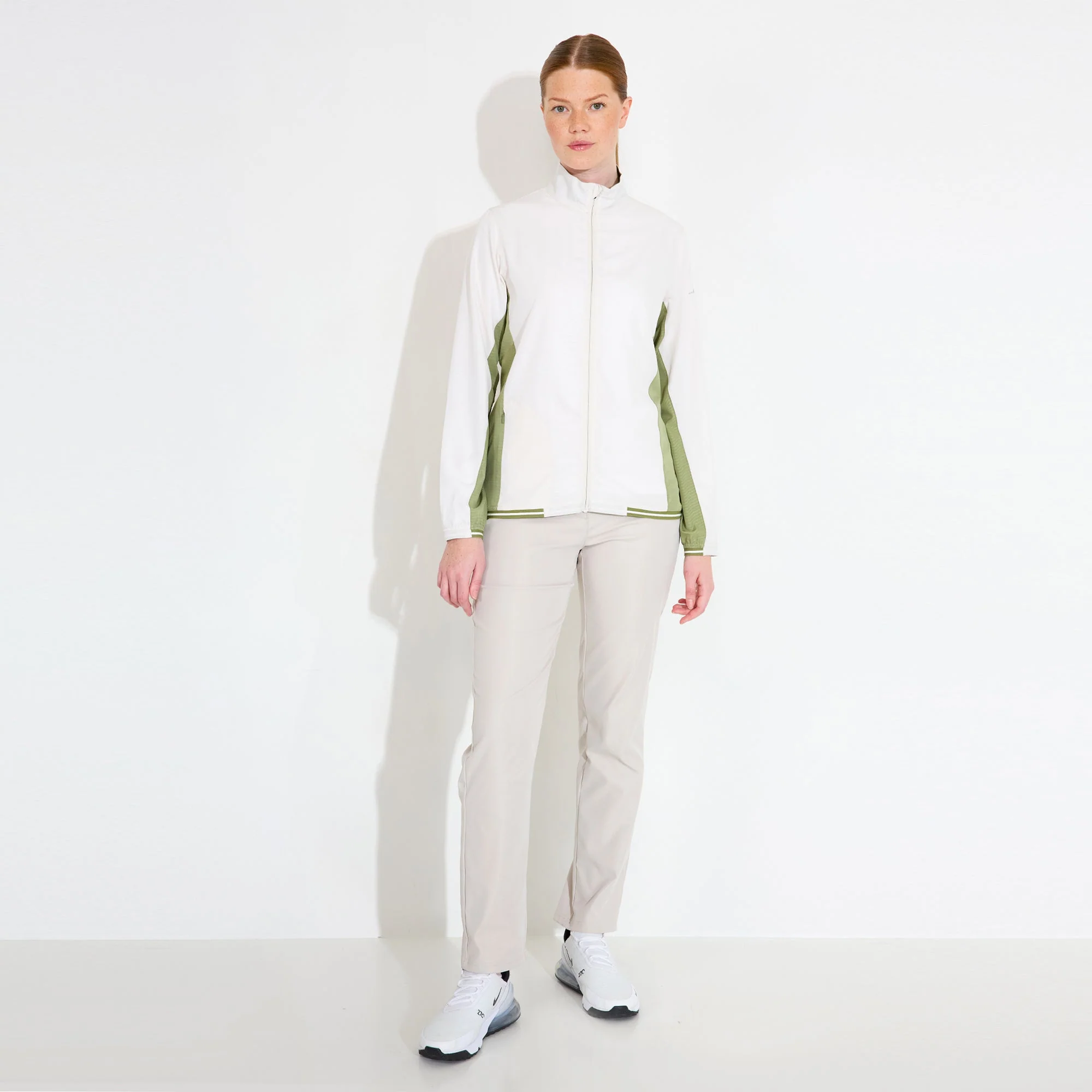 Women Lanark Stretch Wind Jacket - Image 10