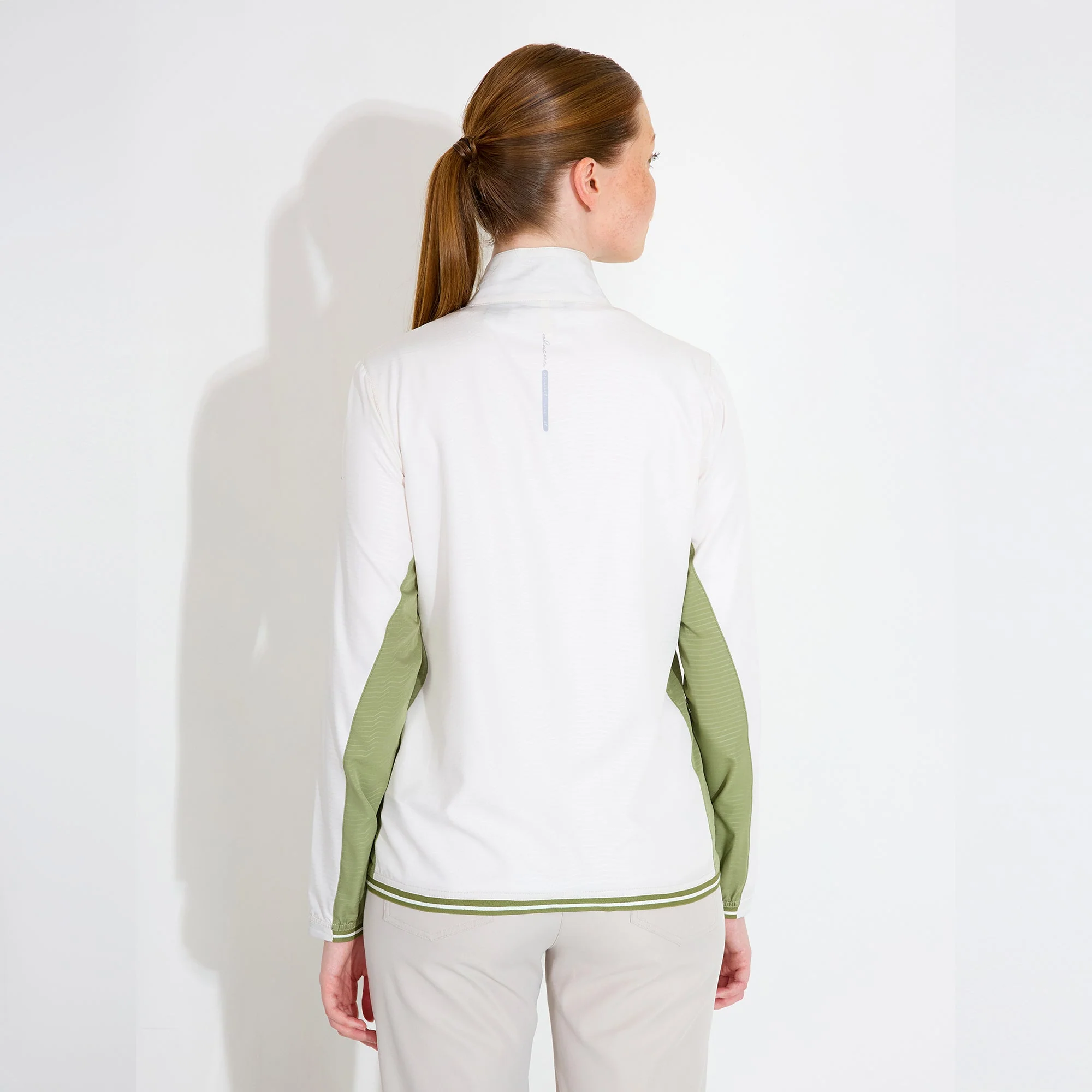 Women Lanark Stretch Wind Jacket - Image 9