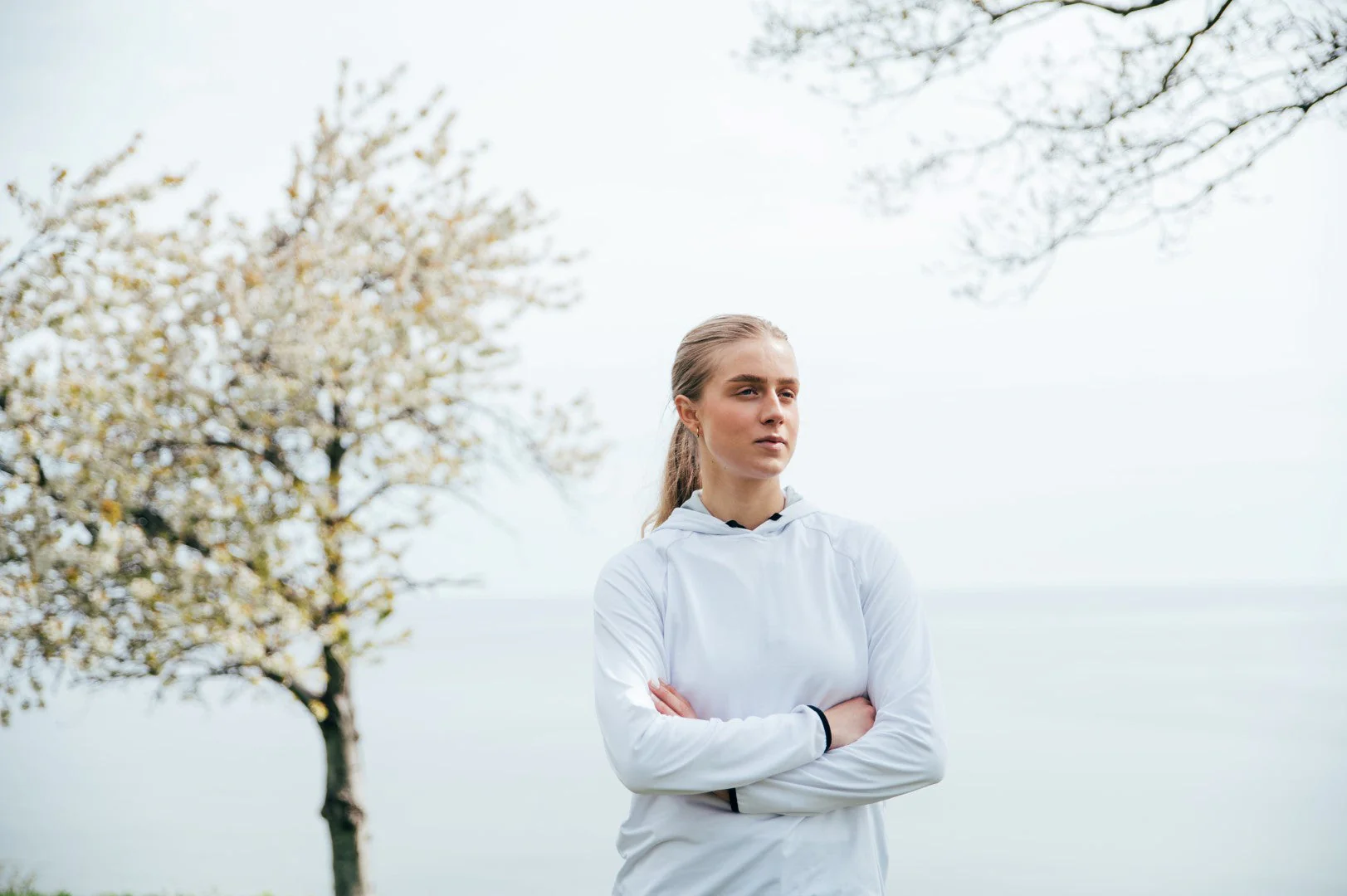 Women Loop hoodie - Image 6
