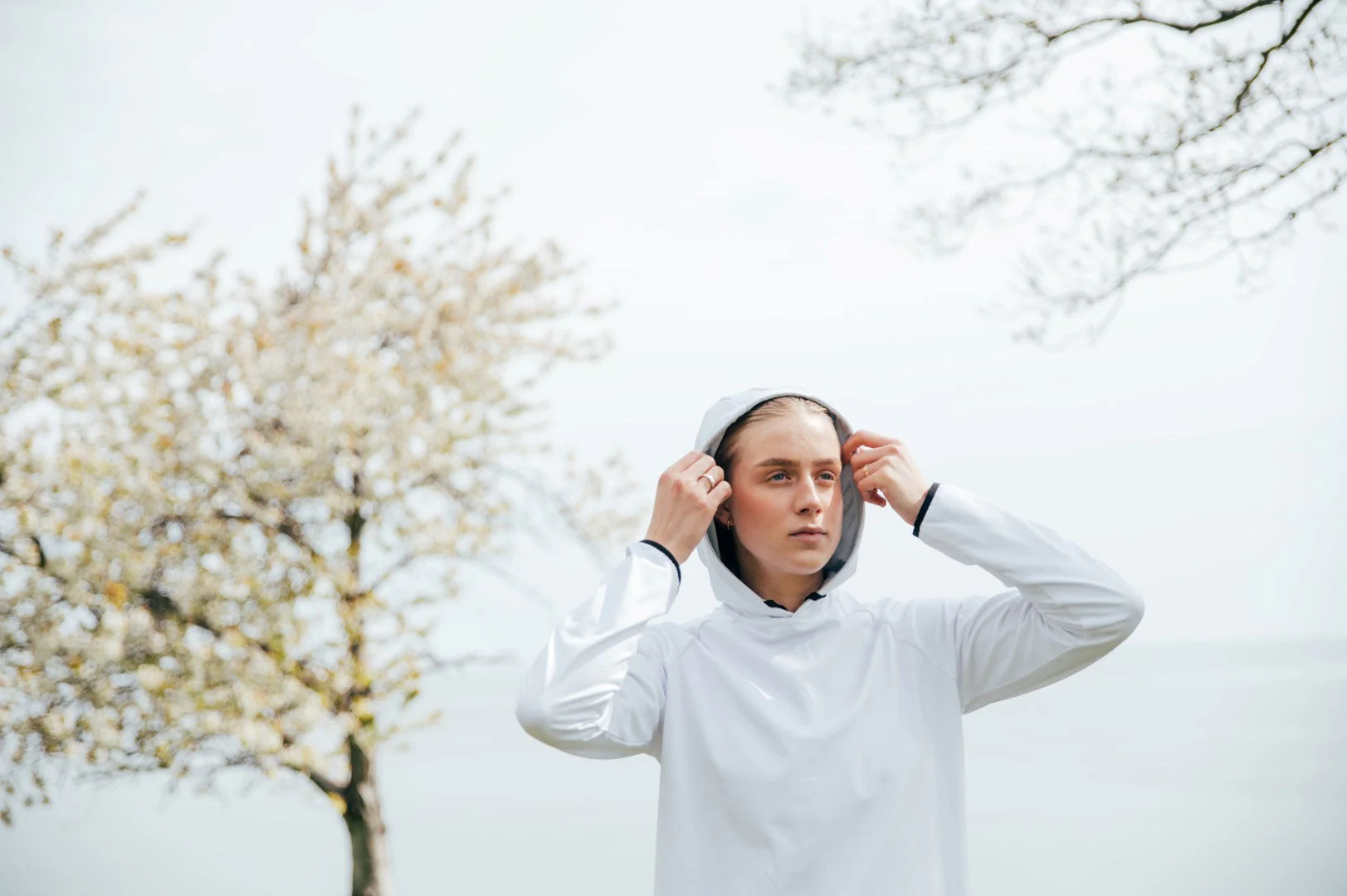 Women Loop hoodie - Image 7