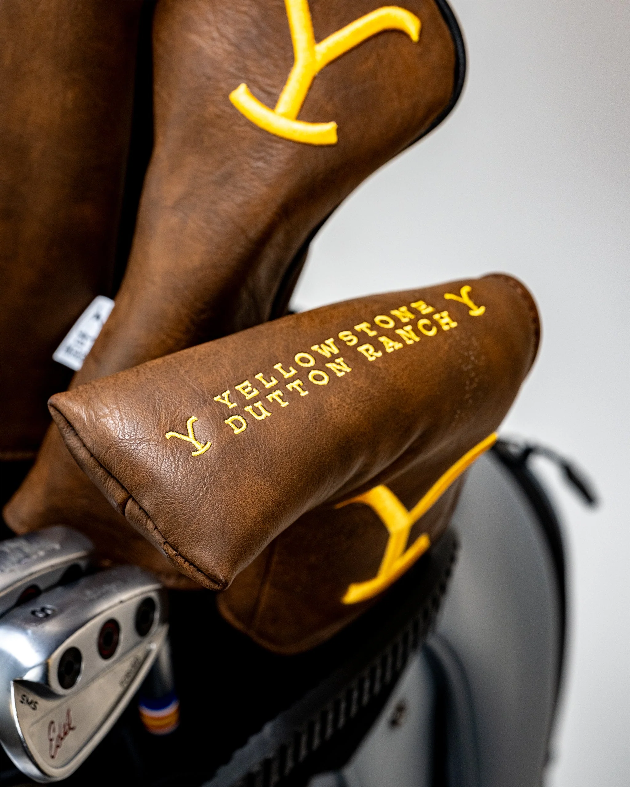 Yellowstone Putter Cover - Blade - Image 18
