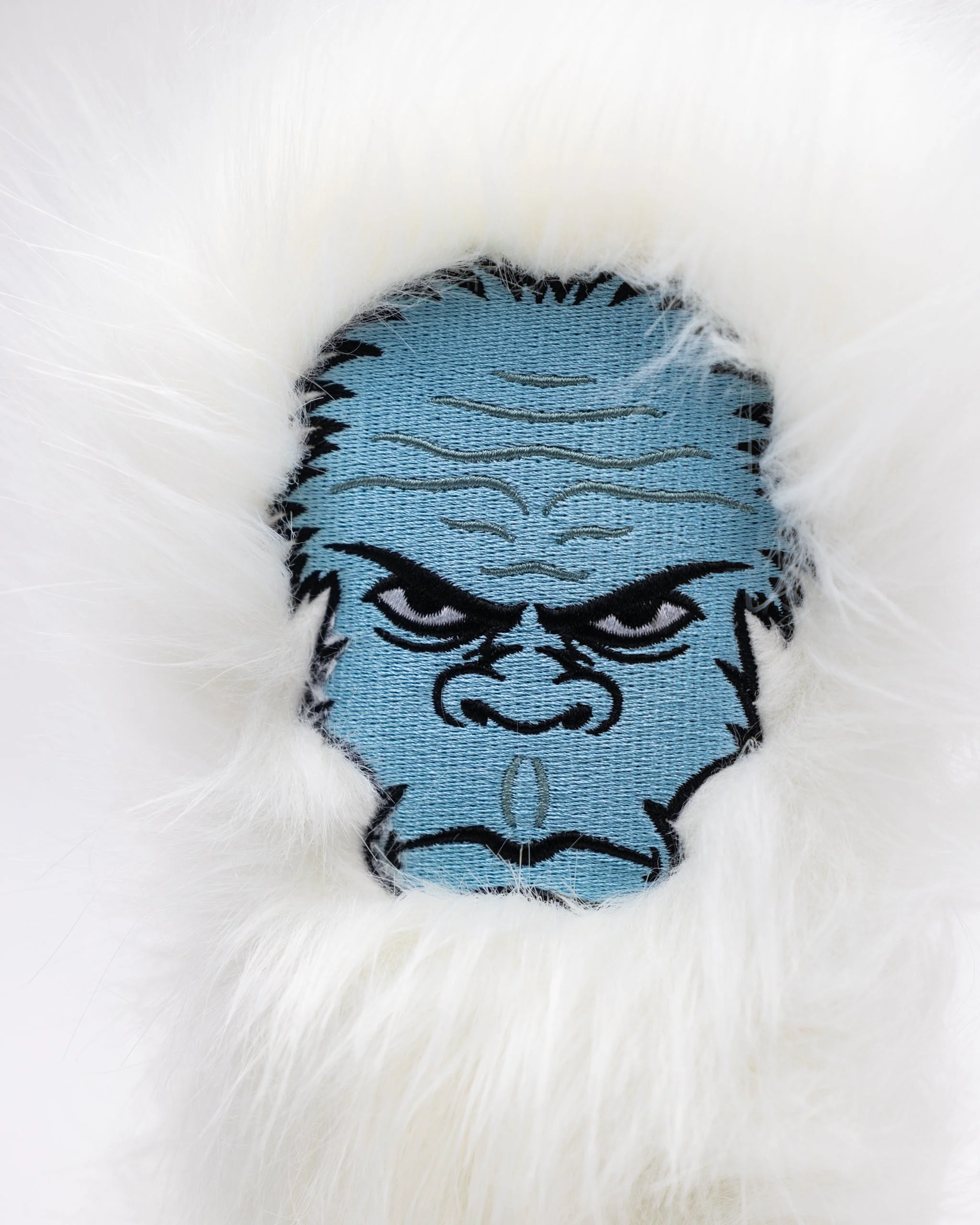Yeti - Hybrid Cover - Image 12